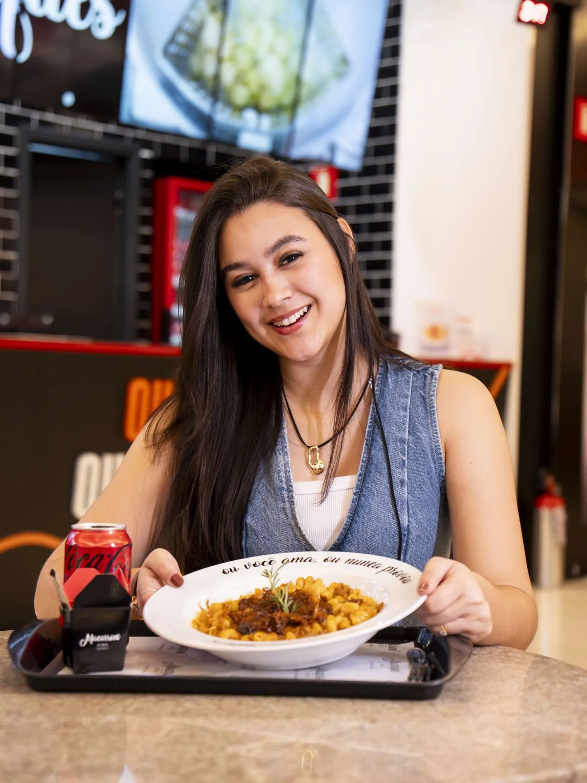Prato Costelinha BBQ servido na bandeja da loja