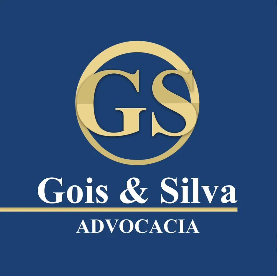 Logo original: monograma GS dourado com degradê e sombra dentro de um círculo, sobre azul